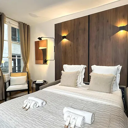 Apartment Louvre - Premium Near The Marais For 4 Paris