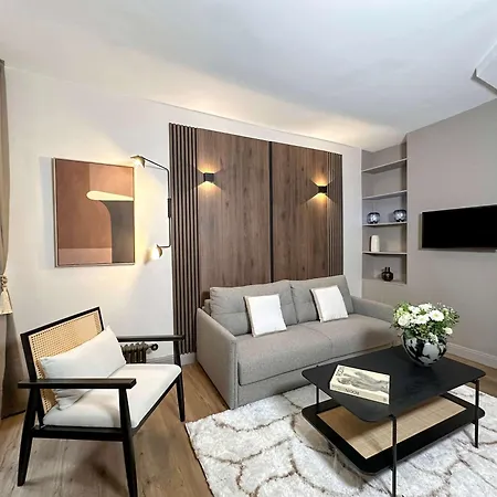 Apartment Louvre - Premium Near The Marais For 4 *